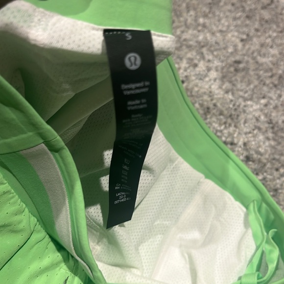 LULULEMON FAST & FREE SHORT 6” lined - Picture 7 of 9